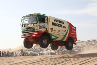 Illustration for article titled Dakar Raid update: Rain delayed